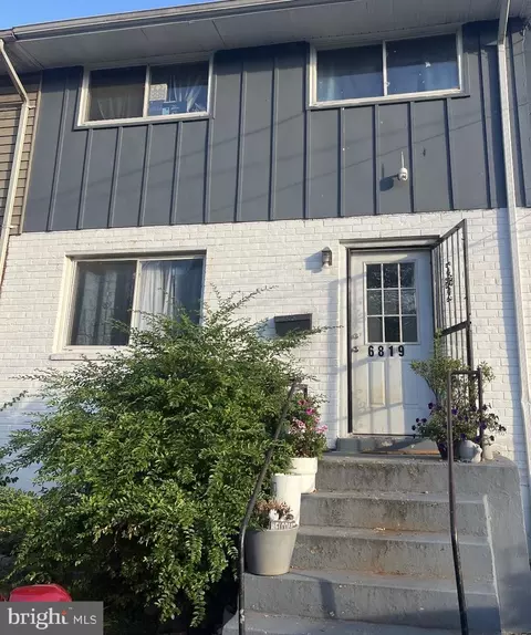6819 Forest Ter, Hyattsville, MD 20785