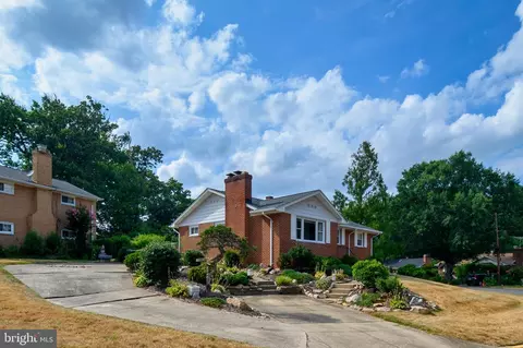 3510 Duke St, College Park, MD 20740