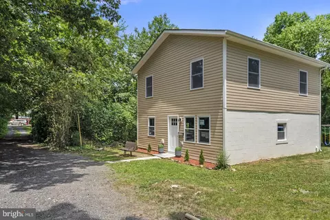 Exterior - 6110 C St, Lanham, MD 20706 photo 4 of 10