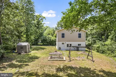 Exterior - 6110 C St, Lanham, MD 20706 photo 5 of 10
