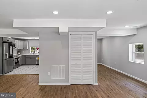 Entry Way - 6110 C St, Lanham, MD 20706 photo 8 of 15