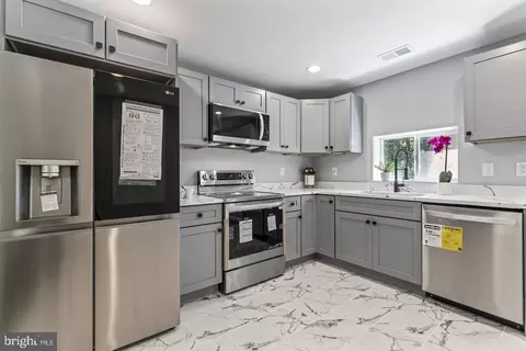 Kitchen - 6110 C St, Lanham, MD 20706 photo 4 of 4