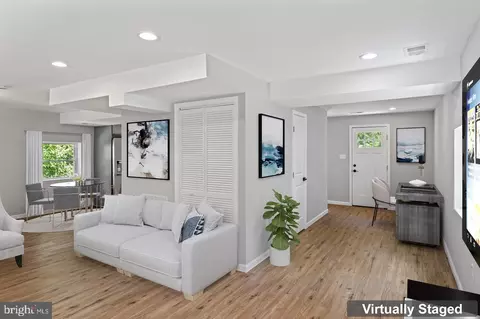 Living - 6110 C St, Lanham, MD 20706 photo 5 of 6