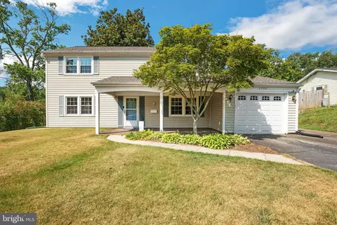 2702 Filbert Ln, Bowie, MD 20715