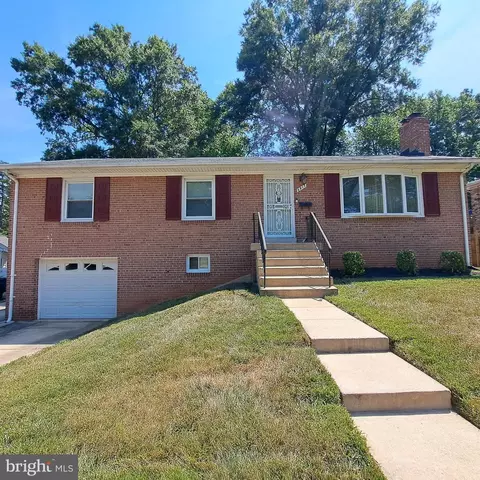 6911 Presley Rd, Lanham, MD 20706