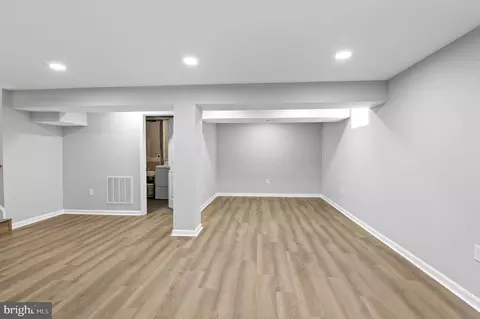 8905 Crandall Rd, Lanham, MD 20706 photo 35