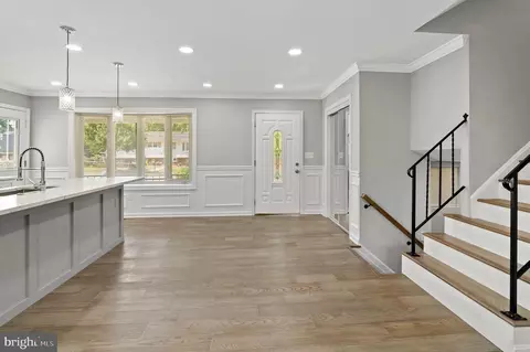 8905 Crandall Rd, Lanham, MD 20706 photo 8
