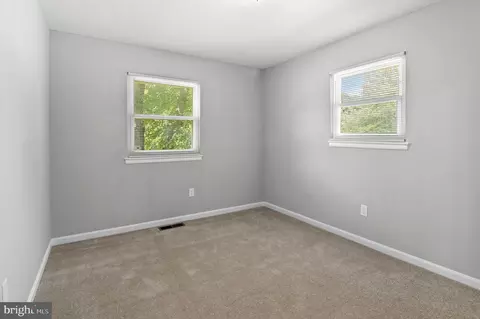 8905 Crandall Rd, Lanham, MD 20706 photo 25