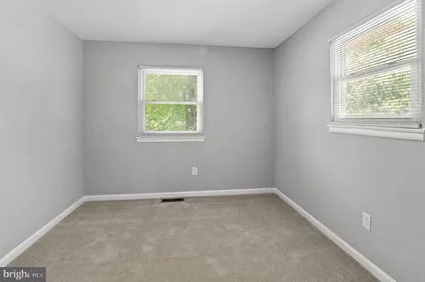 8905 Crandall Rd, Lanham, MD 20706 photo 27