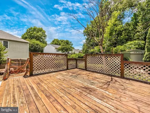 Exterior - 1502 Peartree Ct, Bowie, MD 20721 photo 15 of 18