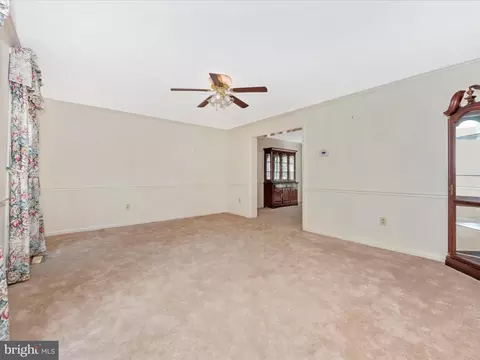 Living - 1502 Peartree Ct, Bowie, MD 20721 photo 1 of 9
