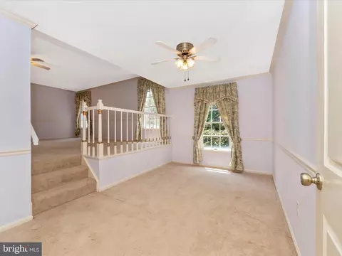 Living - 1502 Peartree Ct, Bowie, MD 20721 photo 8 of 9