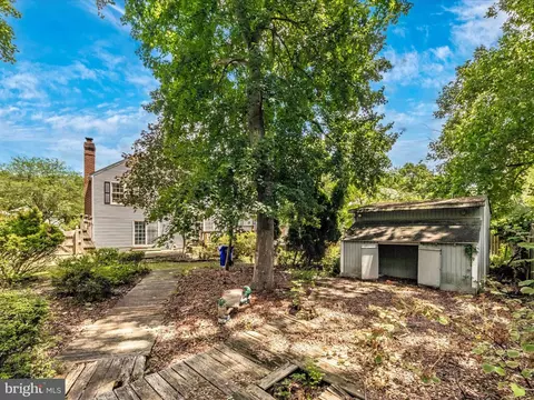 Exterior - 1502 Peartree Ct, Bowie, MD 20721 photo 7 of 18