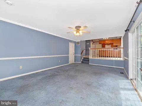 Living - 1502 Peartree Ct, Bowie, MD 20721 photo 7 of 9