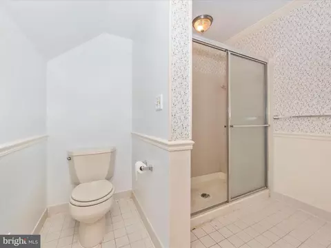Bath - 1502 Peartree Ct, Bowie, MD 20721 photo 2 of 4
