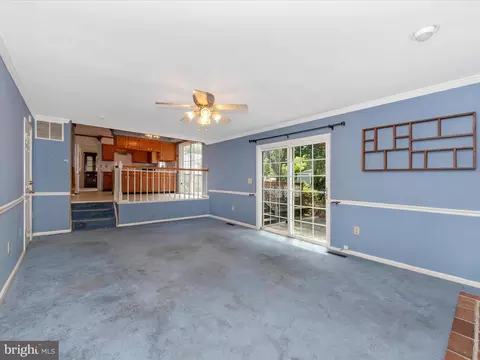 Living - 1502 Peartree Ct, Bowie, MD 20721 photo 6 of 9