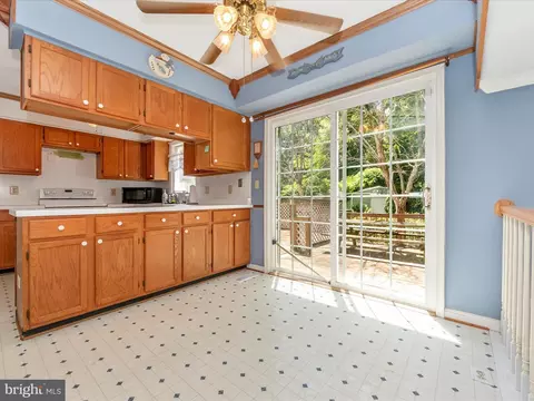 Kitchen - 1502 Peartree Ct, Bowie, MD 20721 photo 6 of 6