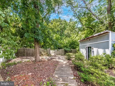 Exterior - 1502 Peartree Ct, Bowie, MD 20721 photo 6 of 18