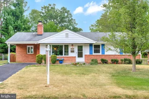 11605 34th Pl, Beltsville, MD 20705