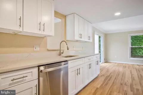 13006 Claxton Dr, Laurel, MD 20708 photo 10
