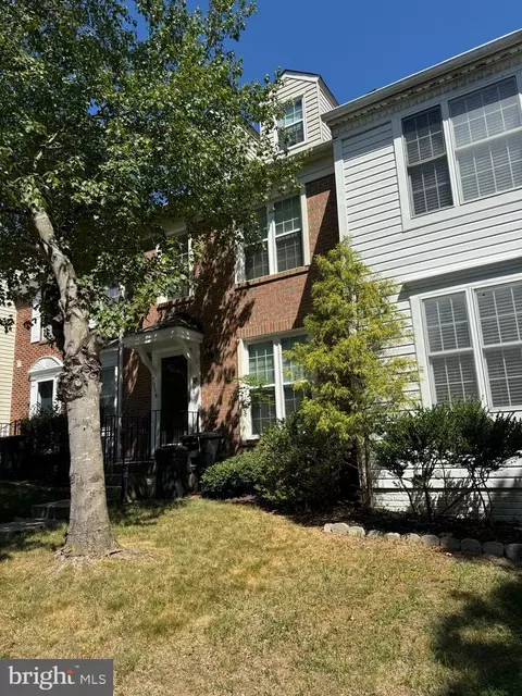 7214 Goblet Ct, Clinton, MD 20735 photo 2