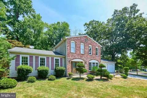 605 Camelot Way, Fort Washington, MD 20744