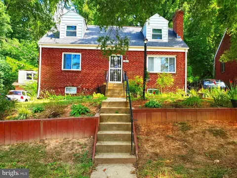 5607 Monroe St, Hyattsville, MD 20784