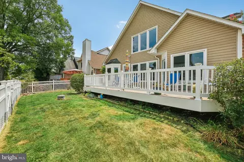 Exterior - 14117 Greenview Dr, Laurel, MD 20708 photo 3 of 10
