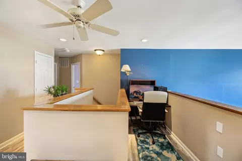 Entry Way - 14117 Greenview Dr, Laurel, MD 20708 photo 7 of 9