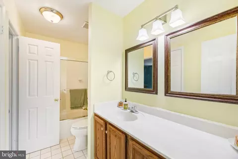 Bath - 14117 Greenview Dr, Laurel, MD 20708 photo 1 of 1