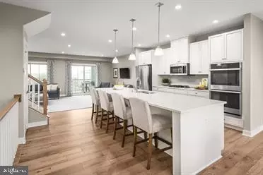 128 Lawndale Dr, Bowie, MD 20716