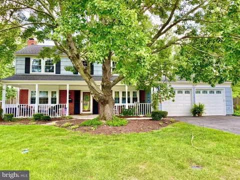 12513 Caswell Ln, Bowie, MD 20715