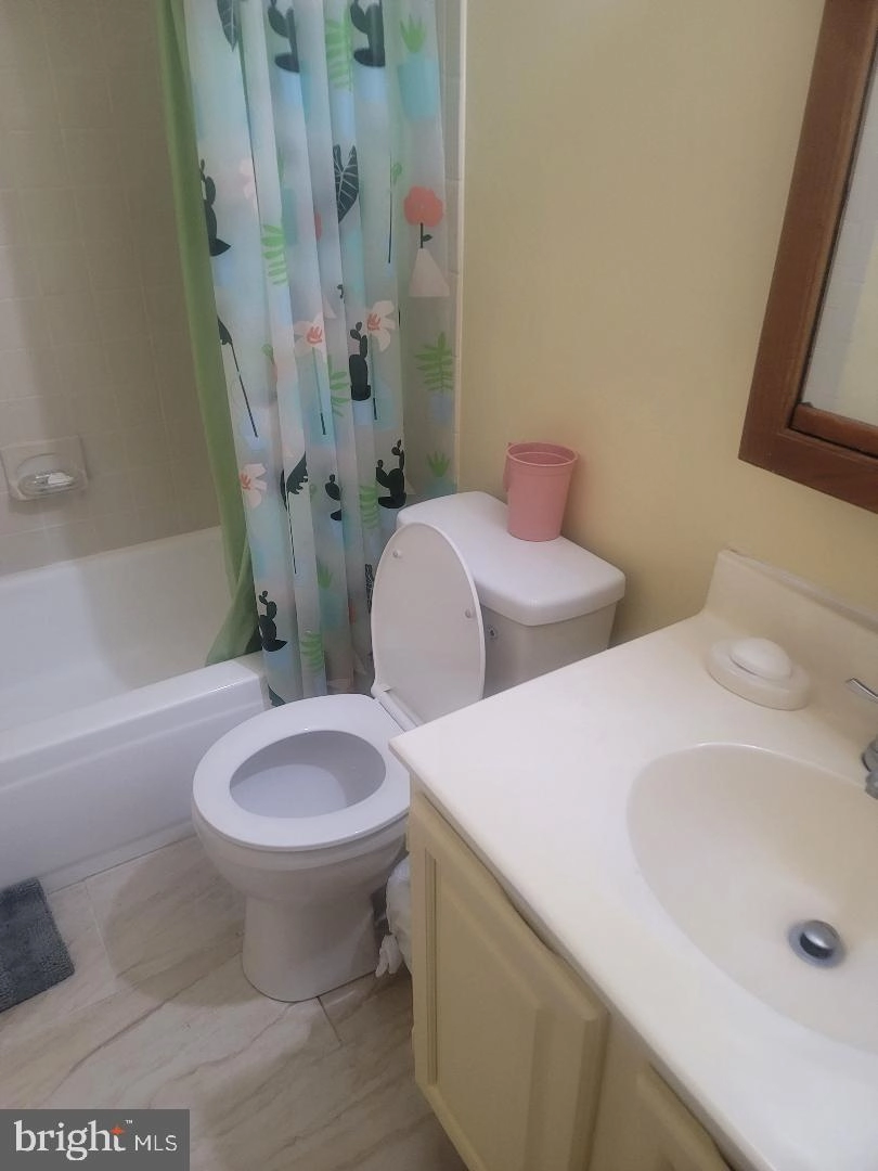 Bath - 9009 Mchenry Ln, Lanham, MD 20706 photo 1 of 1