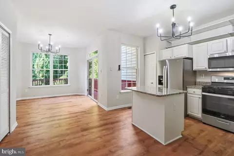 10103 Tulip Tree Dr, Bowie, MD 20721 photo 8