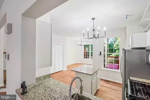 10103 Tulip Tree Dr, Bowie, MD 20721 photo 7