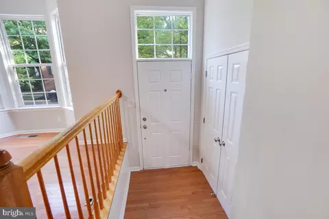 10103 Tulip Tree Dr, Bowie, MD 20721 photo 4