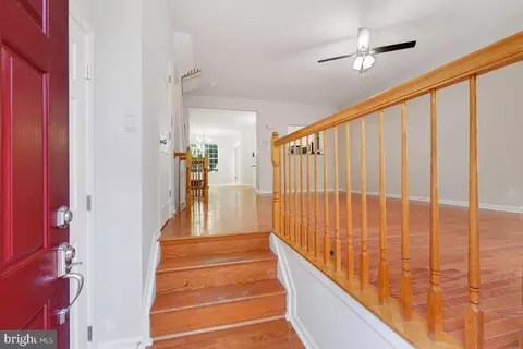 10103 Tulip Tree Dr, Bowie, MD 20721 photo 3