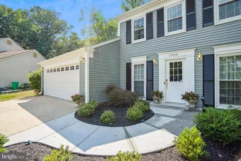 11900 Blackwood Ct, Laurel, MD 20708 photo 2