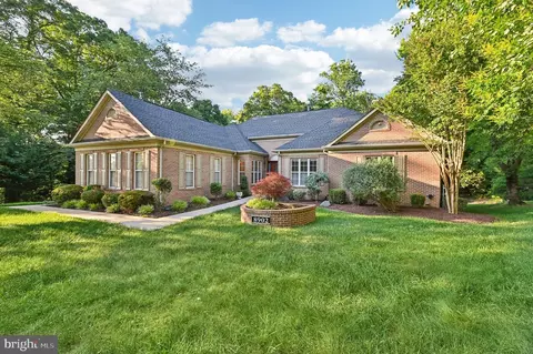 8902 Doris Dr, Fort Washington, MD 20744