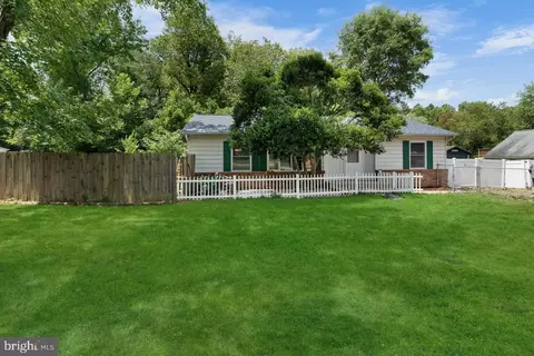 14705 Berry Rd, Accokeek, MD 20607