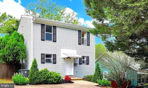 5006 40th Pl, Hyattsville, MD 20781