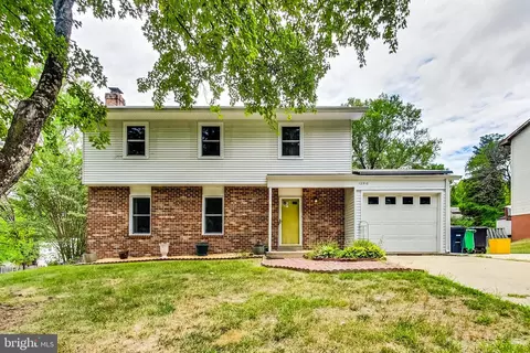 12510 Sturdee Dr, Marlboro, MD 20772