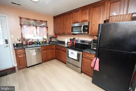 6972 Mayfair Ter, Laurel, MD 20707 photo 8