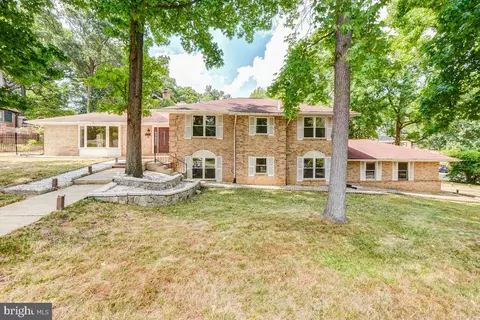 7010 College Heights Dr, Hyattsville, MD 20782