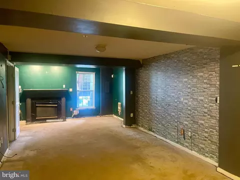 Living - 9609 Tulip Tree Dr, Bowie, MD 20721 photo 2 of 2