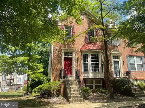Exterior - 9609 Tulip Tree Dr, Bowie, MD 20721 photo 4 of 6