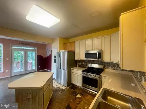 Kitchen - 9609 Tulip Tree Dr, Bowie, MD 20721 photo 1 of 2