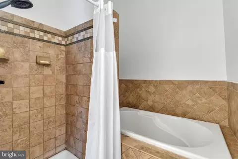 6210 Cedar Post Dr, District Heights, MD 20747 photo 21