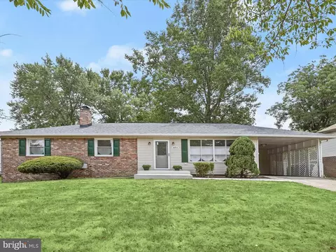 12711 Whiteholm Dr, Marlboro, MD 20774