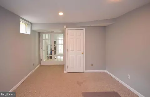 10513 Foxlake Dr, Bowie, MD 20721 photo 43